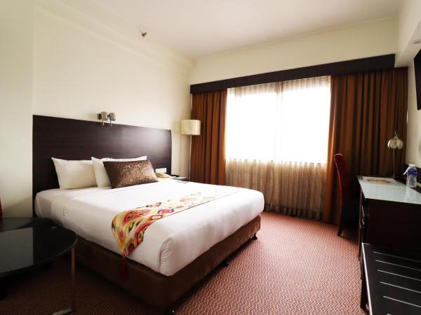 Hotel Grand Continental Kuala Lumpur : photo 7 de la chambre chambre double premium - vue sur ville