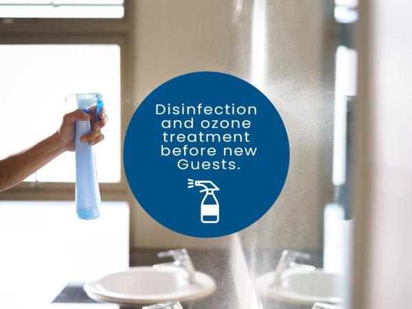 *ClickTheFlat* Wilcza 33 Street Apart Rooms in the City Center : photo 10 de la chambre chambre double standard avec salle de bains commune