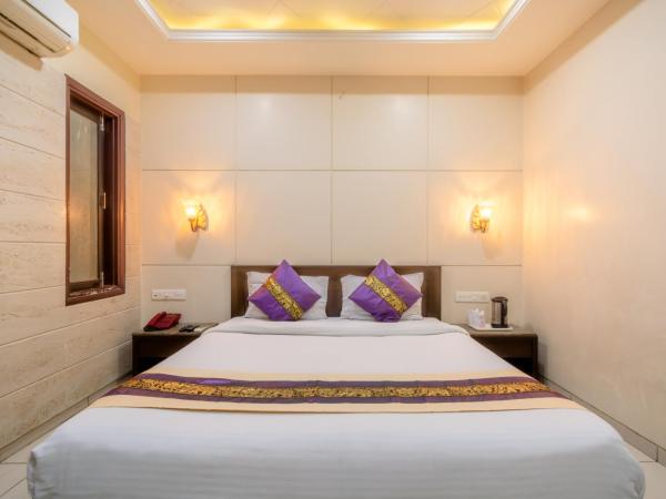 Hotel Sunday Inn : photo 2 de la chambre chambre lit king-size