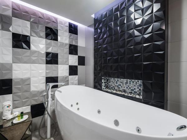 FCH Hotel Expo Adults only : photo 6 de la chambre suite présidentielle