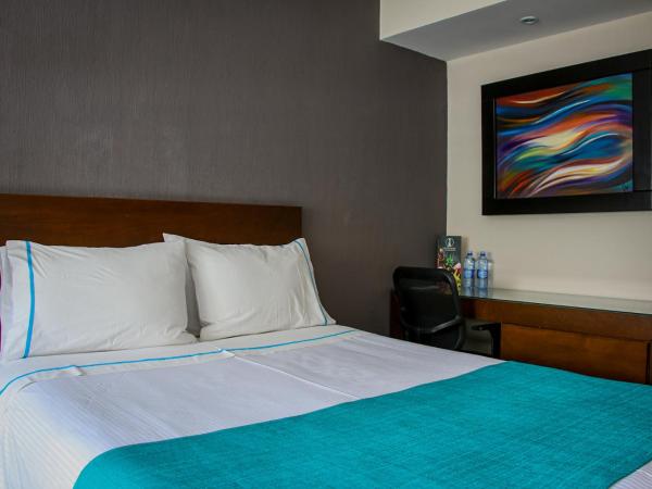 Country Hotel & Suites : photo 4 de la chambre chambre lit king-size standard