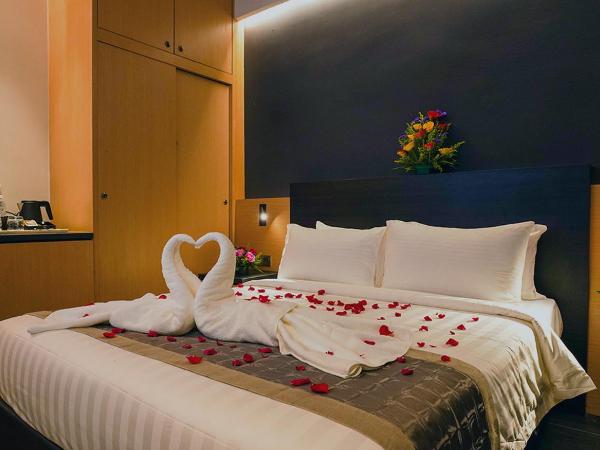 TSR Seafront Hotel : photo 1 de la chambre chambre supérieure lit queen-size