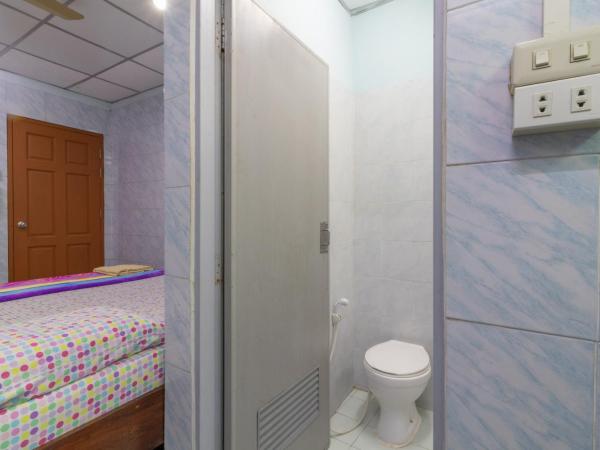 New Central Guesthouse : photo 4 de la chambre chambre double Économique