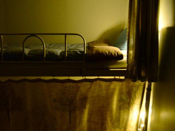 Insadong Hostel : photo 4 de la chambre chambre quadruple avec salle de bains privative