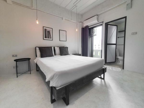 The51Hometel : photo 2 de la chambre studio loft de luxe