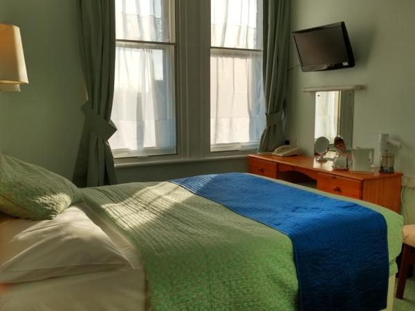 River Hotel : photo 2 de la chambre chambre double standard avec salle de bains privative