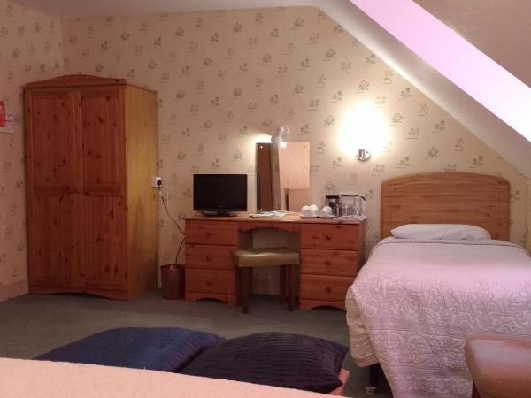 River Hotel : photo 1 de la chambre chambre familiale annexe avec salle de bains privative