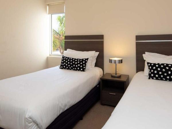Hume Serviced Apartments : photo 3 de la chambre appartement 2 chambres deluxe (1 lit queen-size et 2 lits simples)