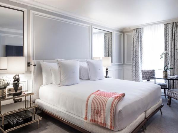 J.K. Place Paris : photo 7 de la chambre chambre deluxe double ou lits jumeaux