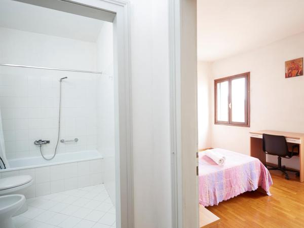 Ostello AMDG : photo 2 de la chambre chambre lits jumeaux