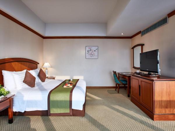 Baiyoke Sky Hotel : photo 2 de la chambre suite junior sky zone