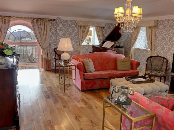 St James Hotel; BW Premier Collection : photo 4 de la chambre suite penthouse