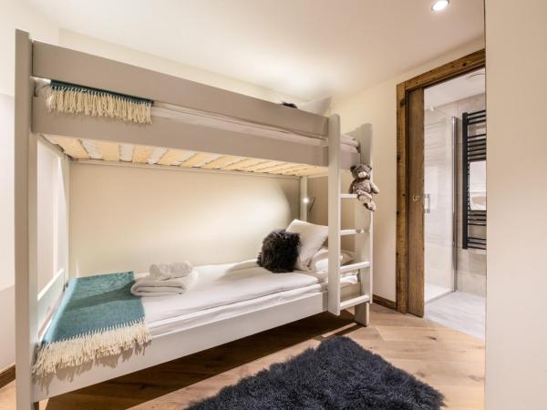 Manali Lodge by Alpine Resorts : photo 10 de la chambre appartement avec vue sur la montagne