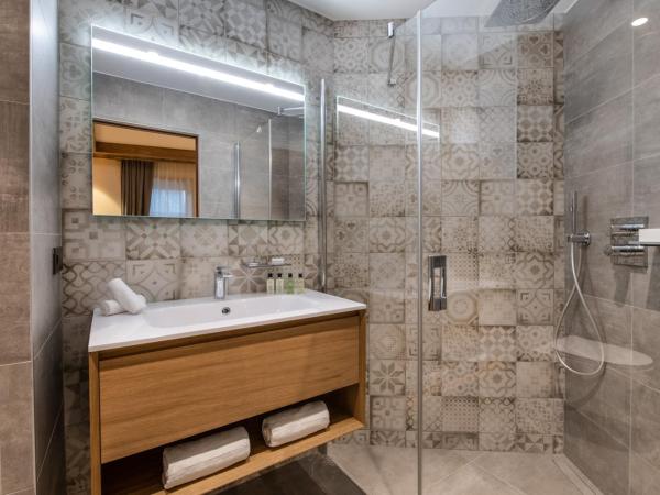 Manali Lodge by Alpine Resorts : photo 9 de la chambre appartement avec vue sur la montagne