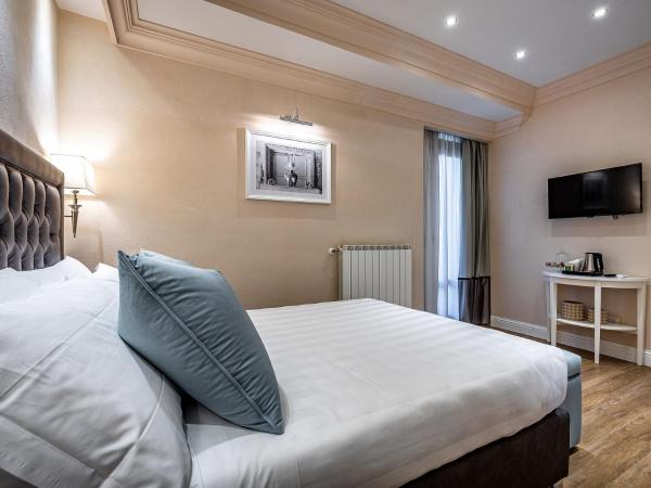 Hotel Ungherese Small Luxury Hotel : photo 4 de la chambre petite chambre double