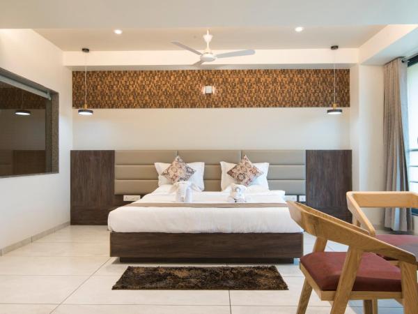 HOTEL SILVERA GRAND : photo 2 de la chambre suite