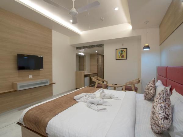 HOTEL SILVERA GRAND : photo 3 de la chambre chambre double deluxe