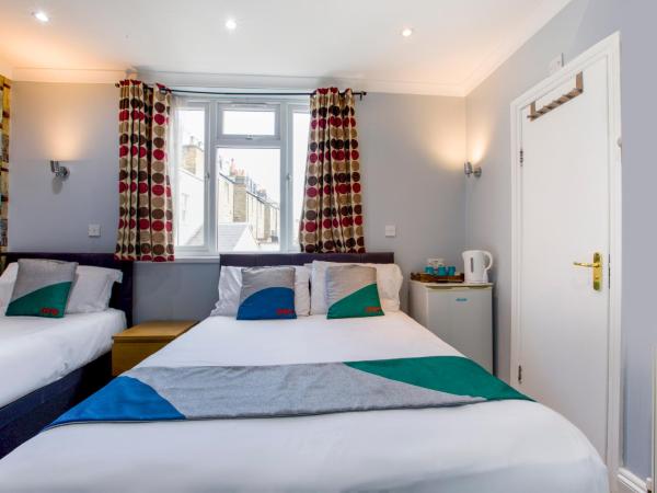 Sino Hotel : photo 2 de la chambre chambre triple standard