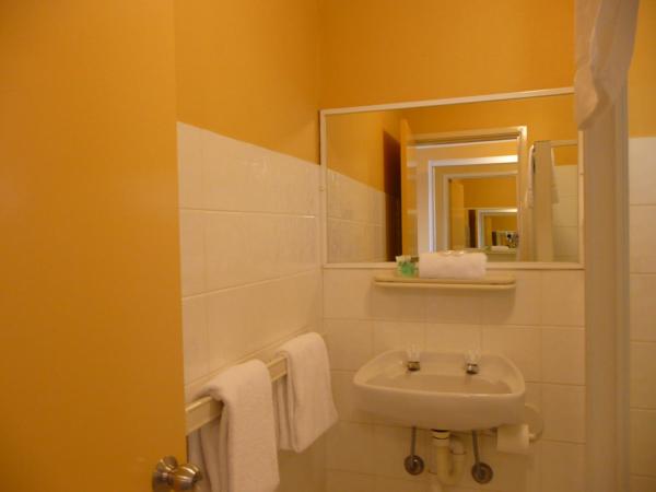 Parramatta City Motel : photo 8 de la chambre chambre lit queen-size 