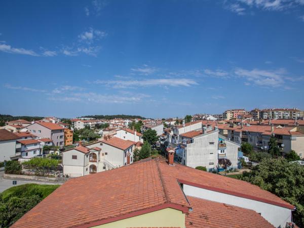 Villa Confort Exclusive : photo 6 de la chambre chambre double Économique (mansardée)