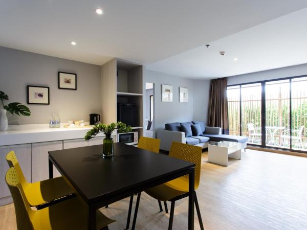 Jazzotel Bangkok- SHA Extra Plus : photo 2 de la chambre suite junior