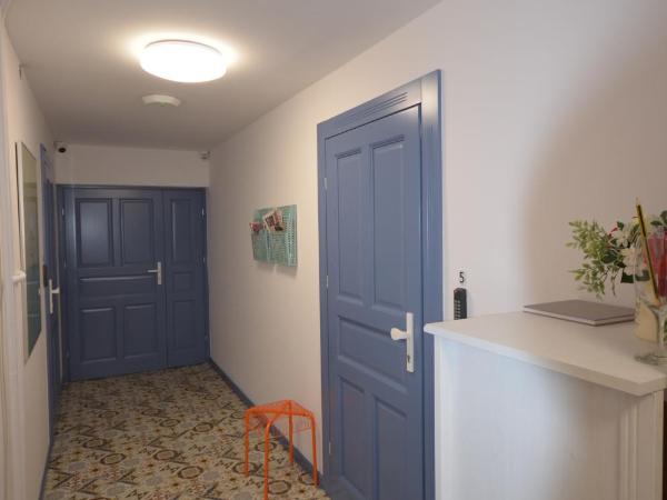 Blue Sail Sopot Apartments : photo 10 de la chambre suite junior avec balcon