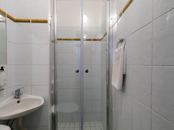 Pension Jana - Domov Mládeže : photo 6 de la chambre chambre double ou lits jumeaux