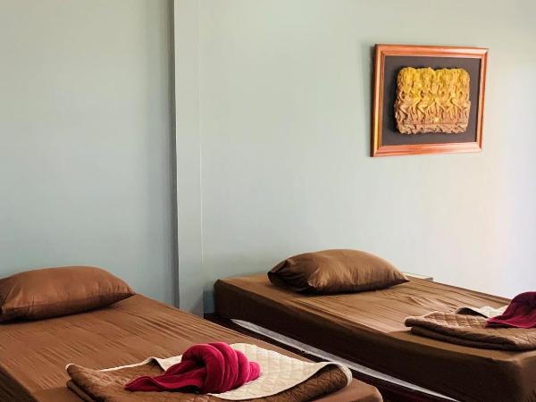 Buasawan Resort & Restaurant : photo 6 de la chambre chambre lits jumeaux supérieure