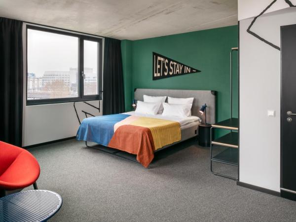 The Social Hub Berlin Alexanderplatz : photo 1 de la chambre chambre lit king-size deluxe