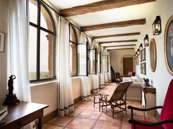 Airelles Gordes, La Bastide : photo 4 de la chambre suite - baron de simiane