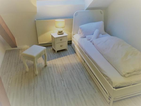 My Brand Boardinghouse Hamburg Volksdorf : photo 1 de la chambre  standard single room with shared bathroom and shared kitchen