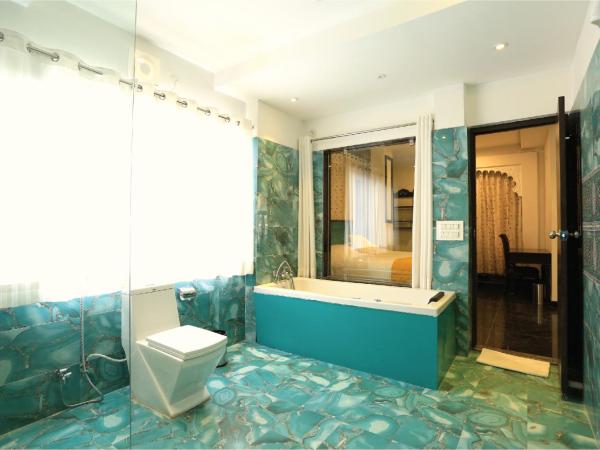 Bloom Boutique l Lake Pichola : photo 9 de la chambre suite royale