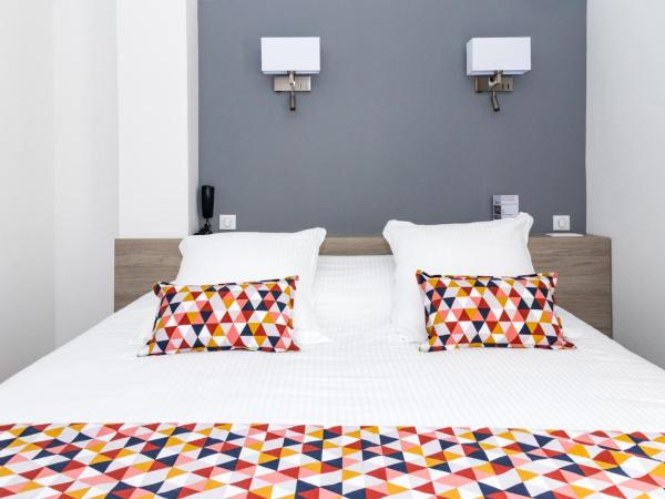 Le Rabelais : photo 8 de la chambre chambre double privilège avec balcon - vue sur mer