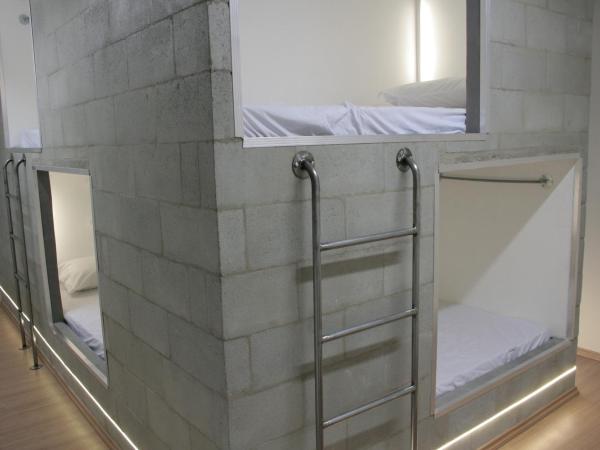 Viva Hostel Design : photo 2 de la chambre lit dans dortoir mixte de 8 lits 