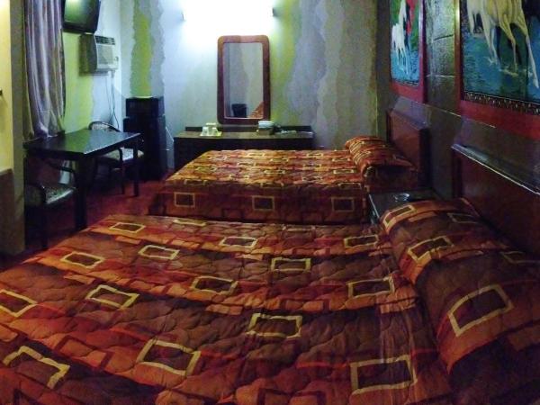 Choice Inn San Antonio : photo 1 de la chambre chambre avec 2 grands lits queen-size