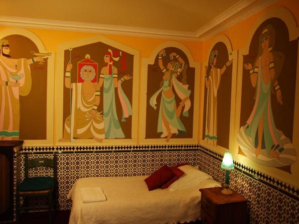 Hotel de Nesle : photo 6 de la chambre chambre lits jumeaux avec toilettes communes
