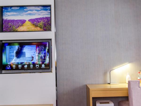 Lavande Hotels·Chengdu Shuangliu International Airport : photo 5 de la chambre chambre lit king-size de luxe