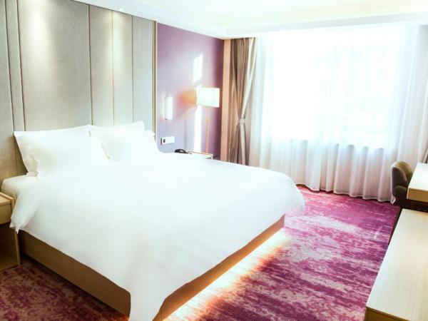Lavande Hotel Beijing Changping Stadium : photo 2 de la chambre chambre lit king-size de luxe