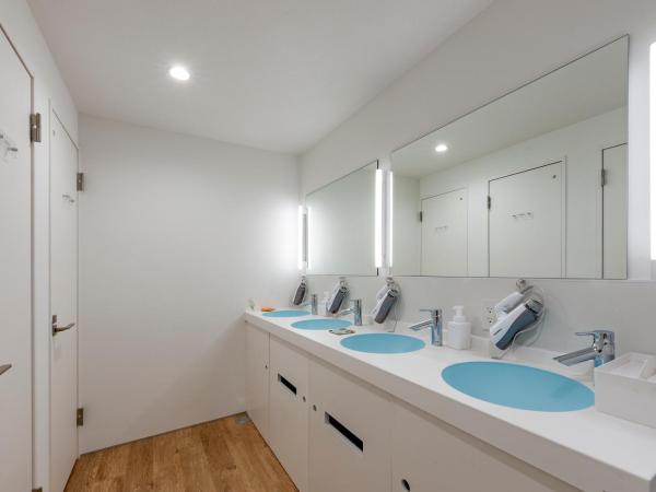 plat hostel keikyu haneda home : photo 10 de la chambre lit superposé dans dortoir mixte