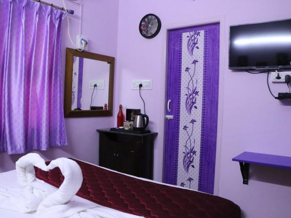 Hotel NKC Airport : photo 6 de la chambre chambre double standard