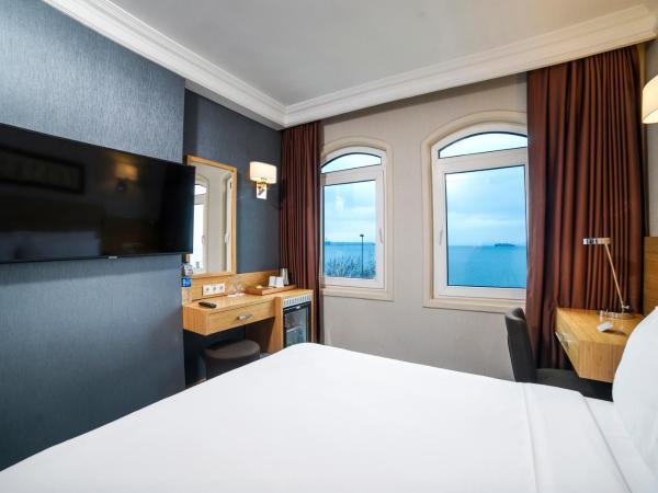 Radisson Hotel Istanbul Sultanahmet : photo 8 de la chambre chambre standard avec vue sur mer - non-fumeurs