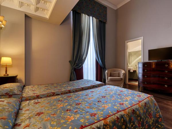 Decumani Hotel De Charme : photo 2 de la chambre chambre double/lits jumeaux confort