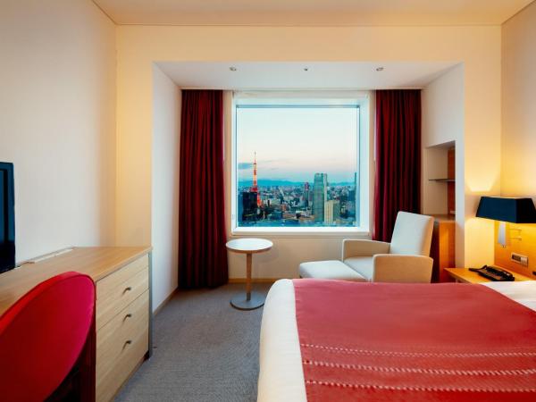 Park Hotel Tokyo : photo 6 de la chambre chambre lit queen-size - côté tour de tokyo - non-fumeurs - au-dessus du 27ème Étage