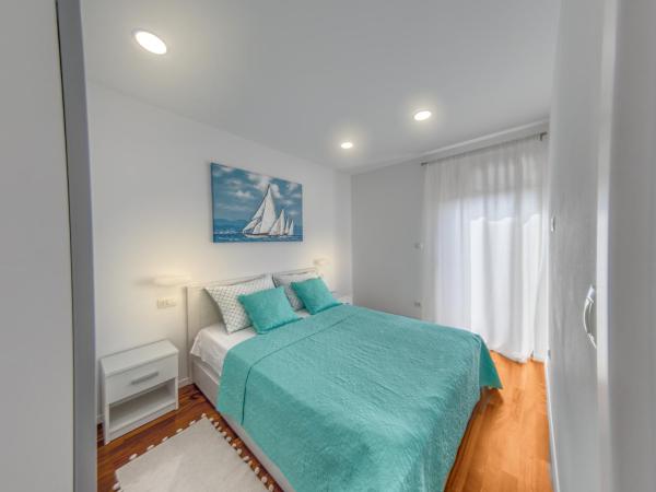 Guesthouse Residence Major : photo 5 de la chambre chambre double deluxe (2 adultes + 1 enfant)