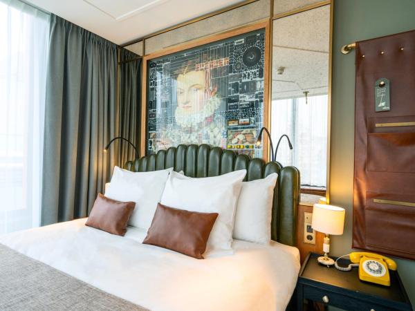 The Collector : photo 4 de la chambre hébergement the gallery