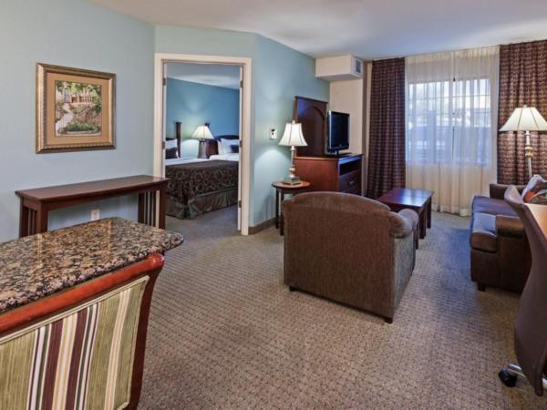 Staybridge Suites Houston West - Energy Corridor, an IHG Hotel : photo 5 de la chambre suite 1 chambre avec deux lits doubles - non-fumeurs
