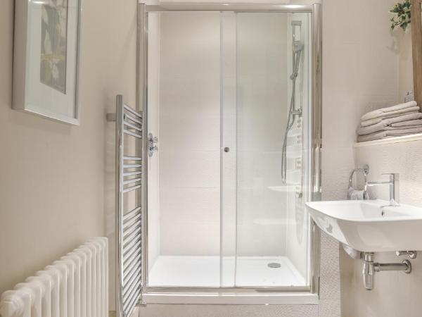 Haymarket Apartments : photo 3 de la chambre chambre lits jumeaux - 2