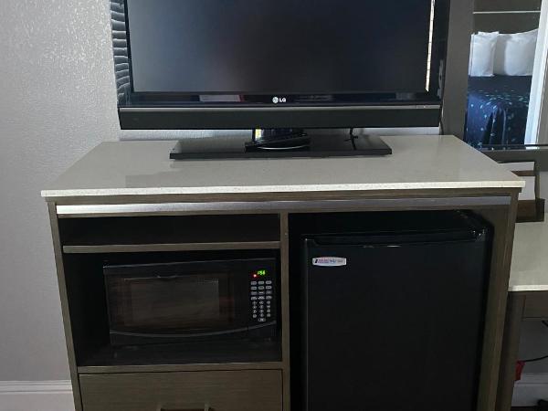 Oasis Inn Sacramento- Elk Grove : photo 5 de la chambre chambre lit queen-size - non-fumeurs