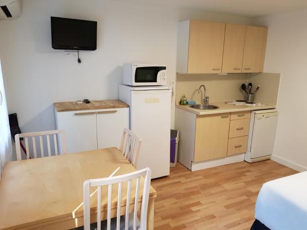 Le Thimothée : Hôtel & Studios : photo 4 de la chambre studio avec terrasse