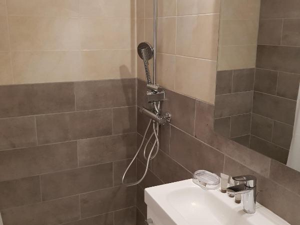 Le Thimothée : Hôtel & Studios : photo 8 de la chambre studio avec terrasse